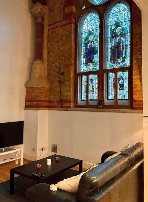 Magical Church Conversion In Watford Apartment *